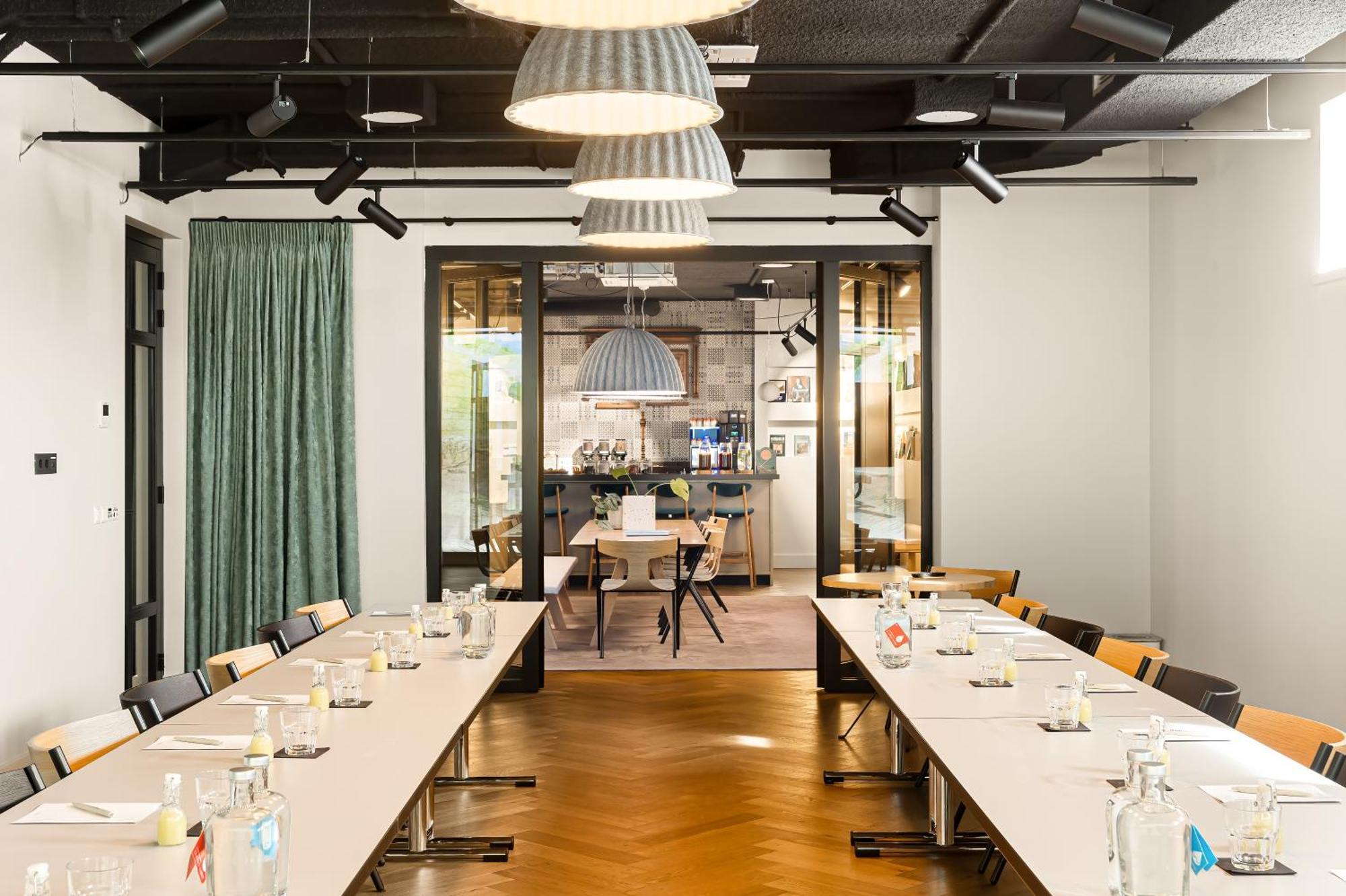 מידלבורג Cityhotel Wood מראה חיצוני תמונה